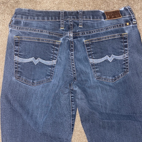 Lucky brand women’s jeans- 6/28 boot cut - Picture 5 of 6
